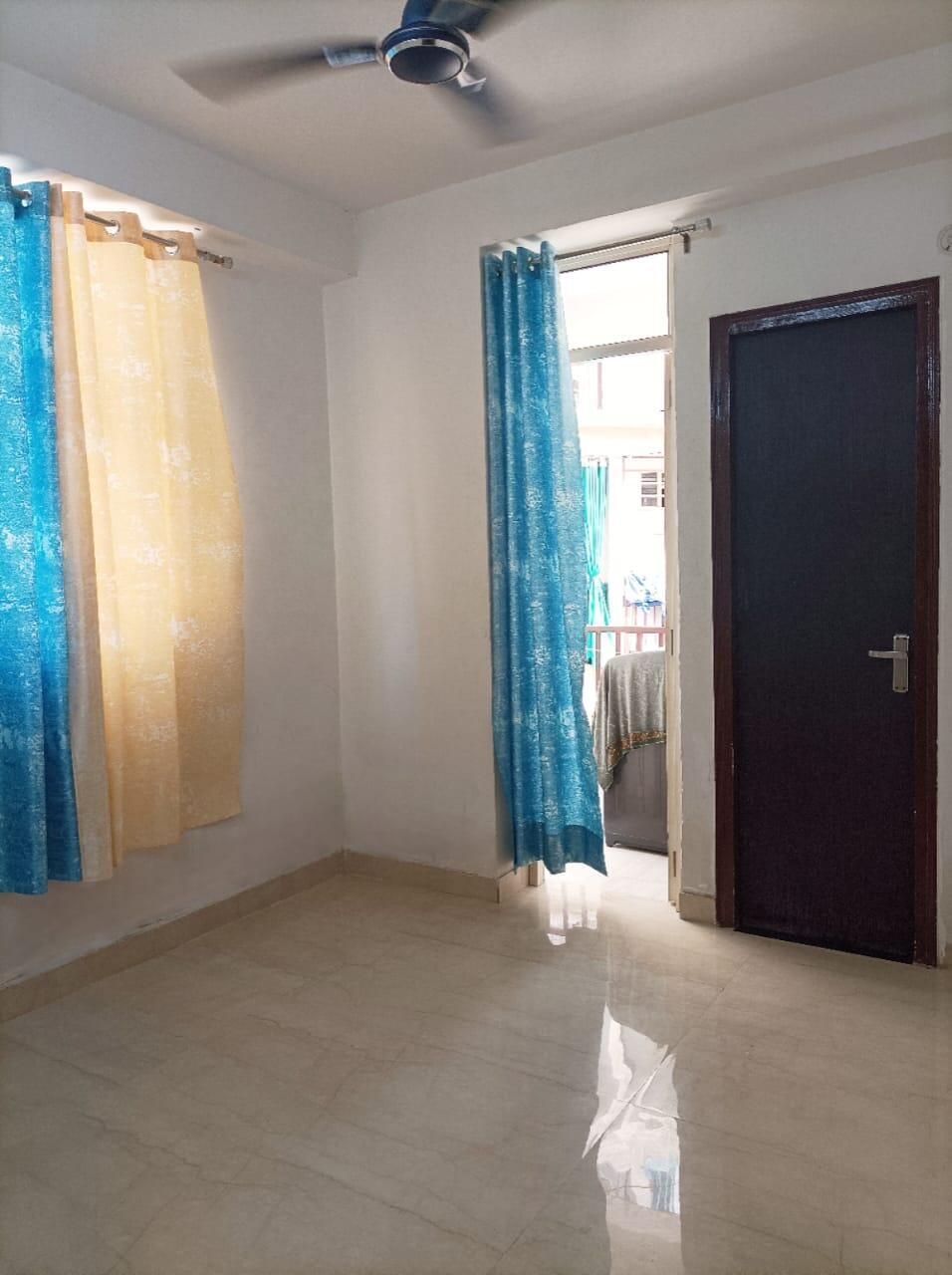 COMERCIAL SPACE FOR LEASE NIRMAN NAGAR , JAIPUR