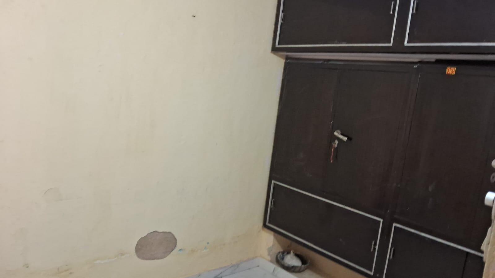 Room for Rent in Kala Kua Housing Board Alwar | 10×10 ft | 1 Letbath | KeyMyHome